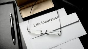 LIC vs Postal Life Insurance - Compare benefits, features & plans